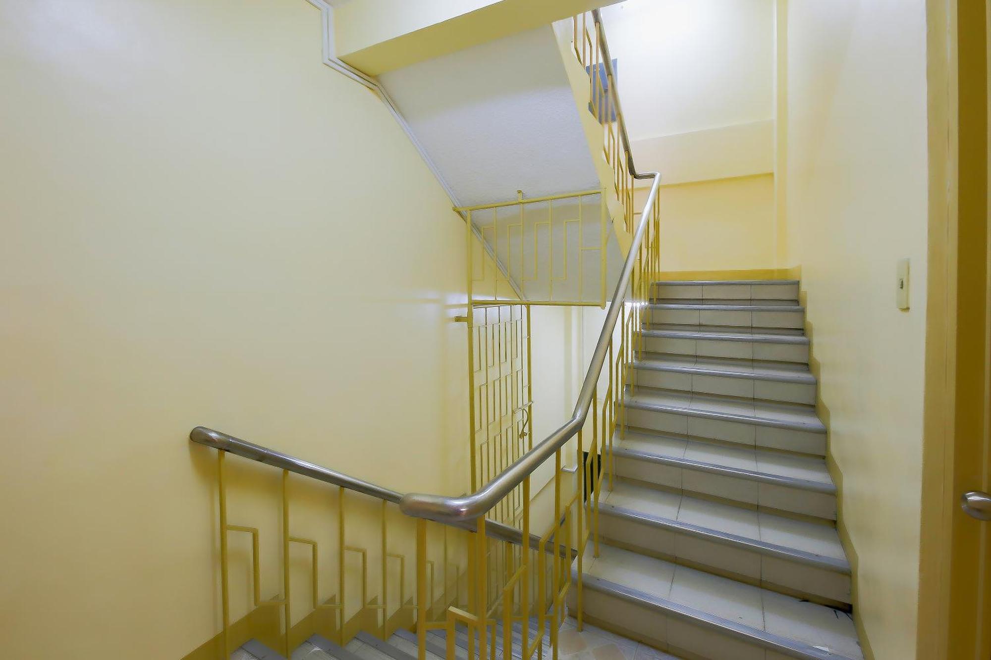 Oyo 840 Orangenest Apartelle Манила Экстерьер фото