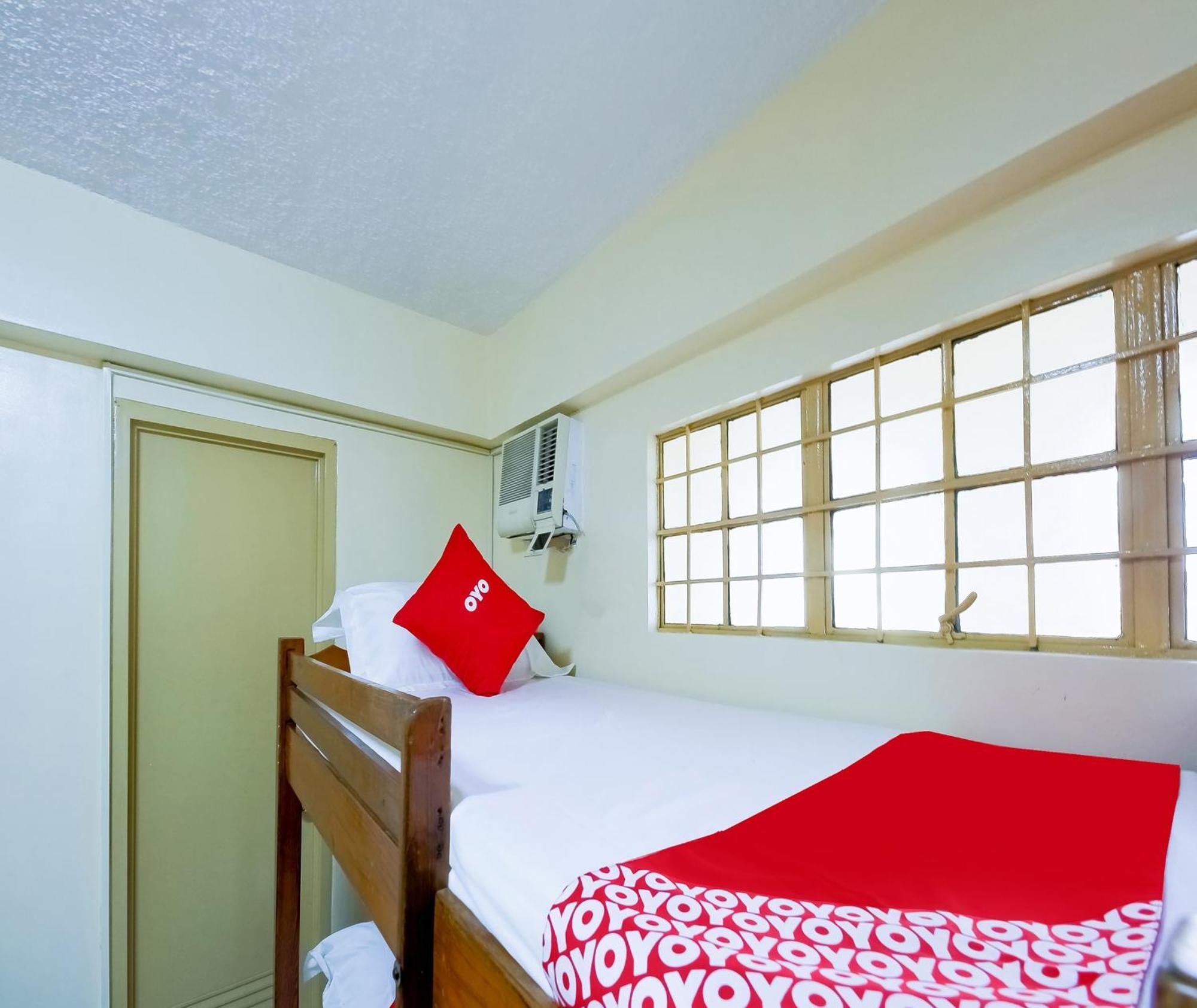 Oyo 840 Orangenest Apartelle Манила Экстерьер фото